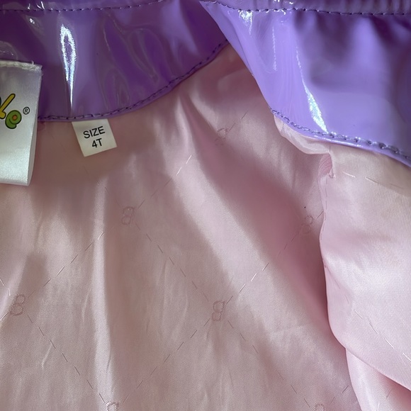 Rain coat - Picture 7 of 7